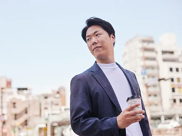 外回りをするフロント営業社員