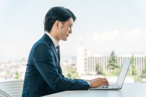 男性が働きやすい職場づくりの秘訣とは？家庭と仕事を両立するための環境づくりを考える